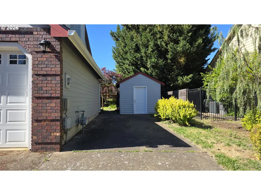 2419 NW Anthony Ct, McMinnville, OR 97128 - #2