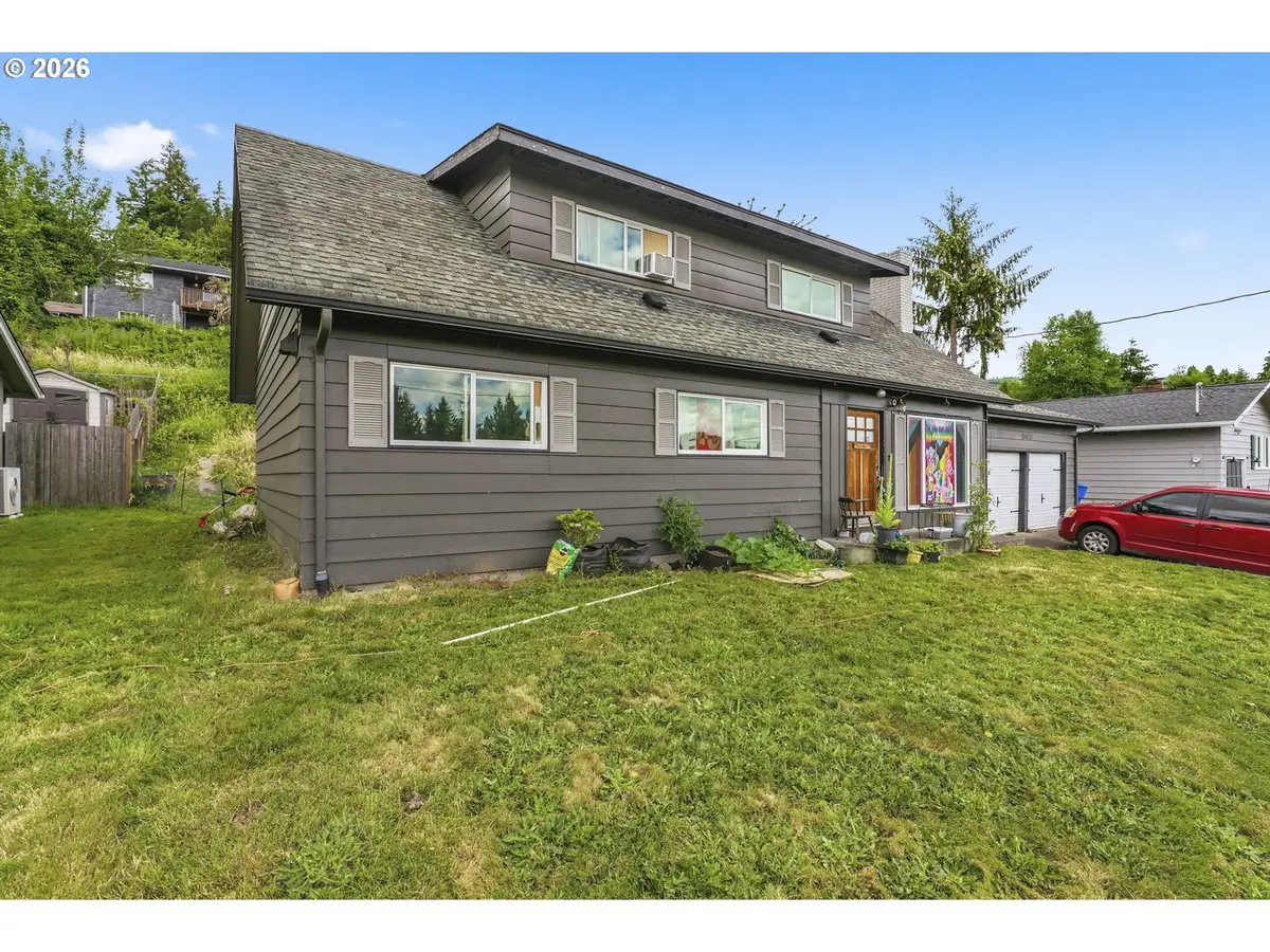 2411 Burcham St, Kelso, WA 98626 - #1