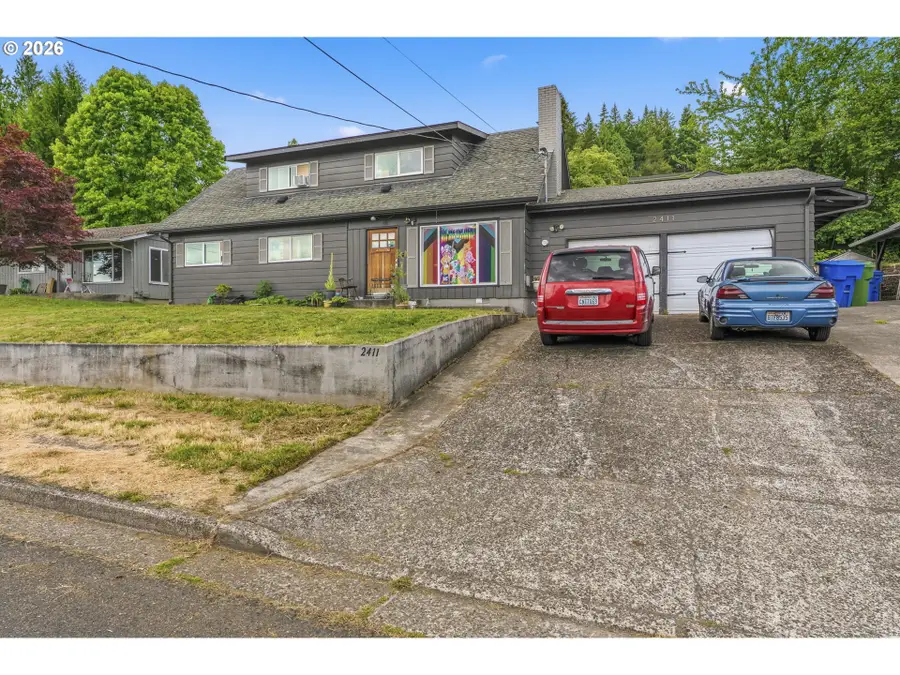 2411 Burcham St, Kelso, WA 98626 - #3