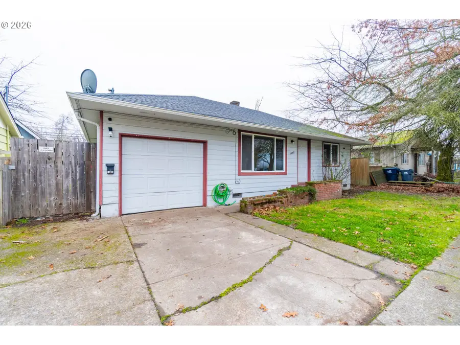 2749 Hilyard St, Eugene, OR 97405 - Image #2