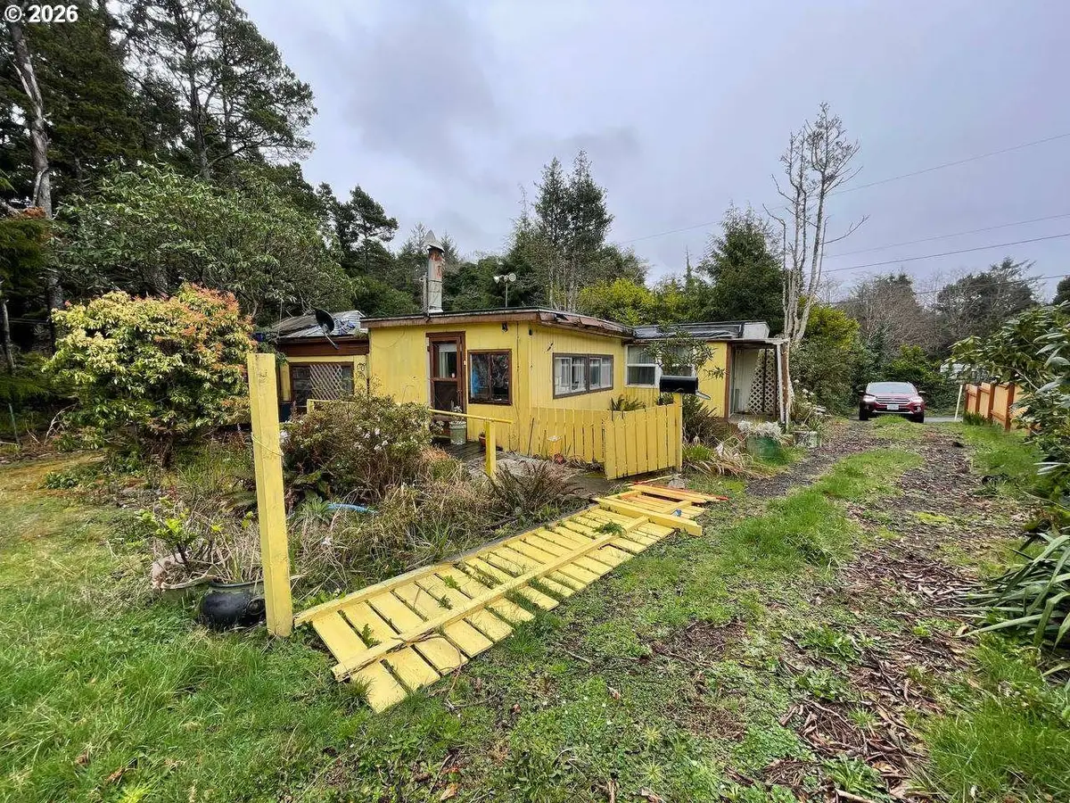 185 SE 118th St, South Beach, OR 97366 - #1