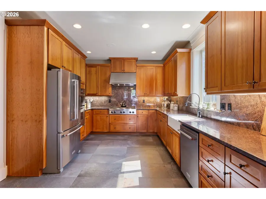 1046 NW Deerfern Loop, Camas, WA 98607 - #2