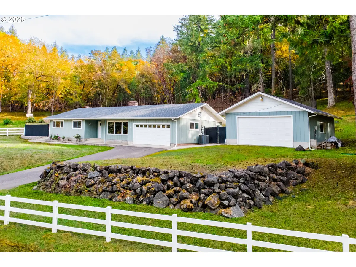 1646 San Souci Dr, Roseburg, OR 97471 - #1