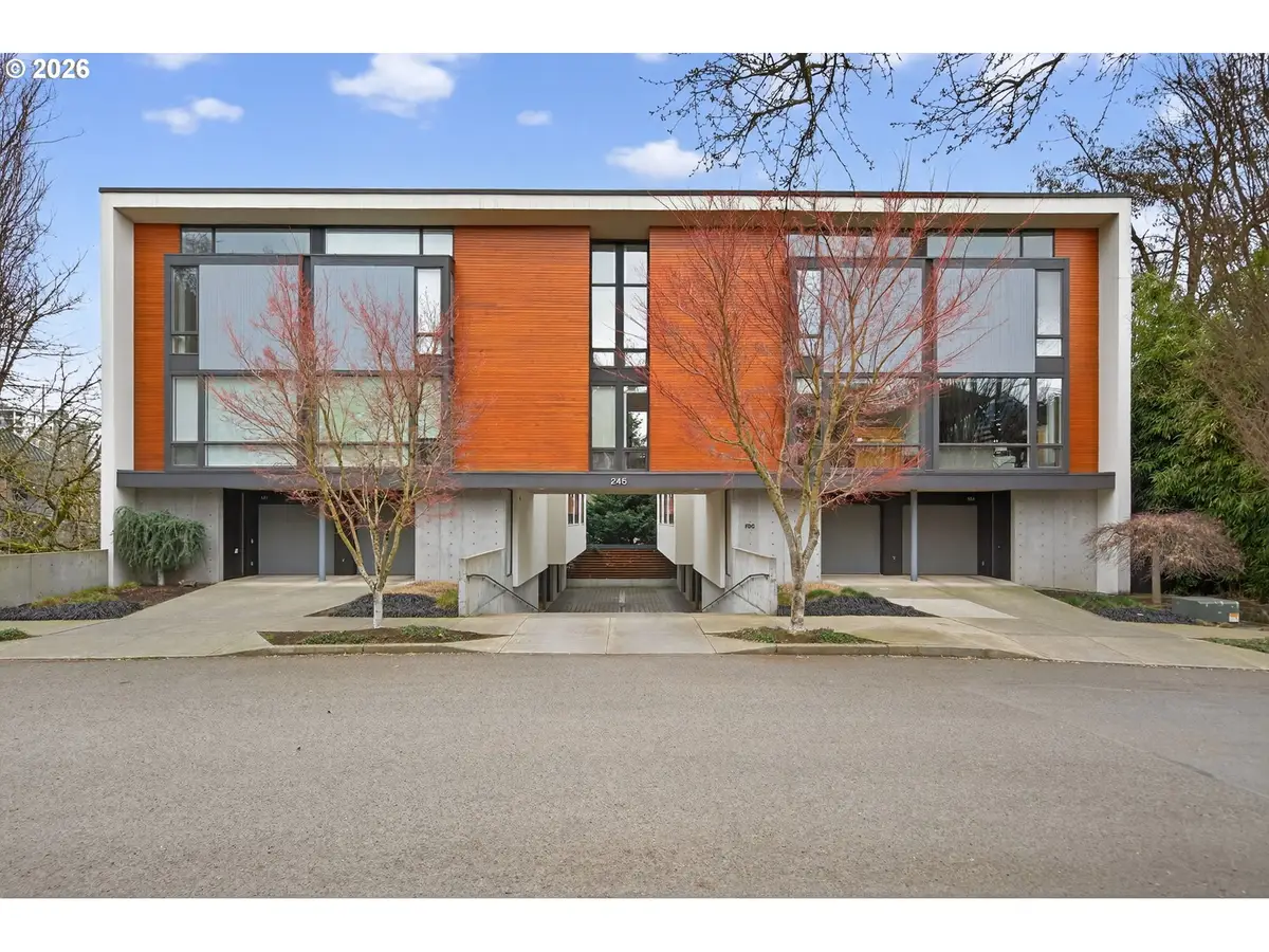 245 SW Meade St #C3, Portland, OR 97201 - #1
