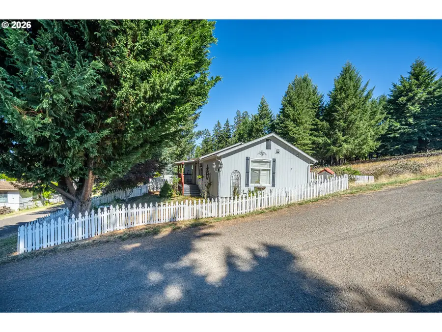792 Clone Ave, Yoncalla, OR 97499 - #3