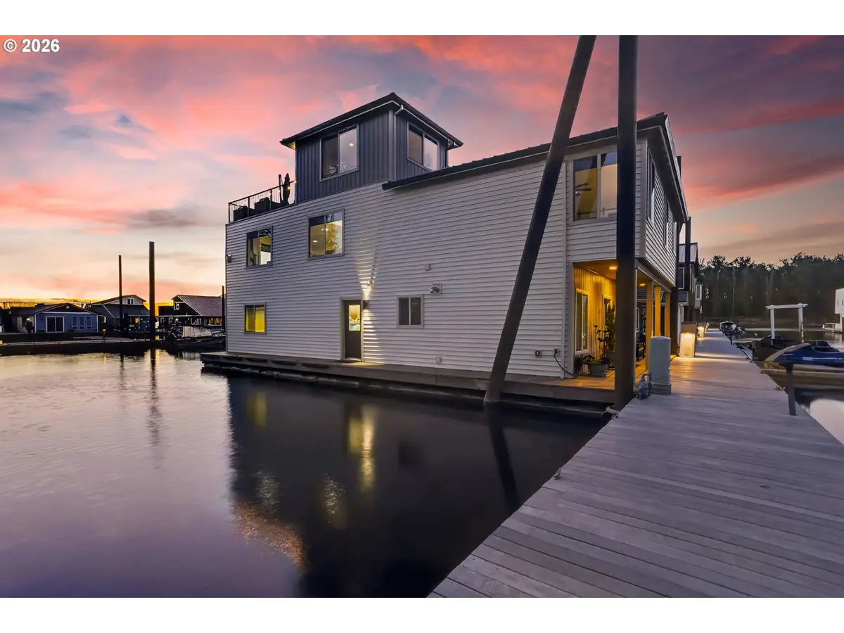 18525 NE Marine Dr. #E3, Portland, OR 97230 - #1