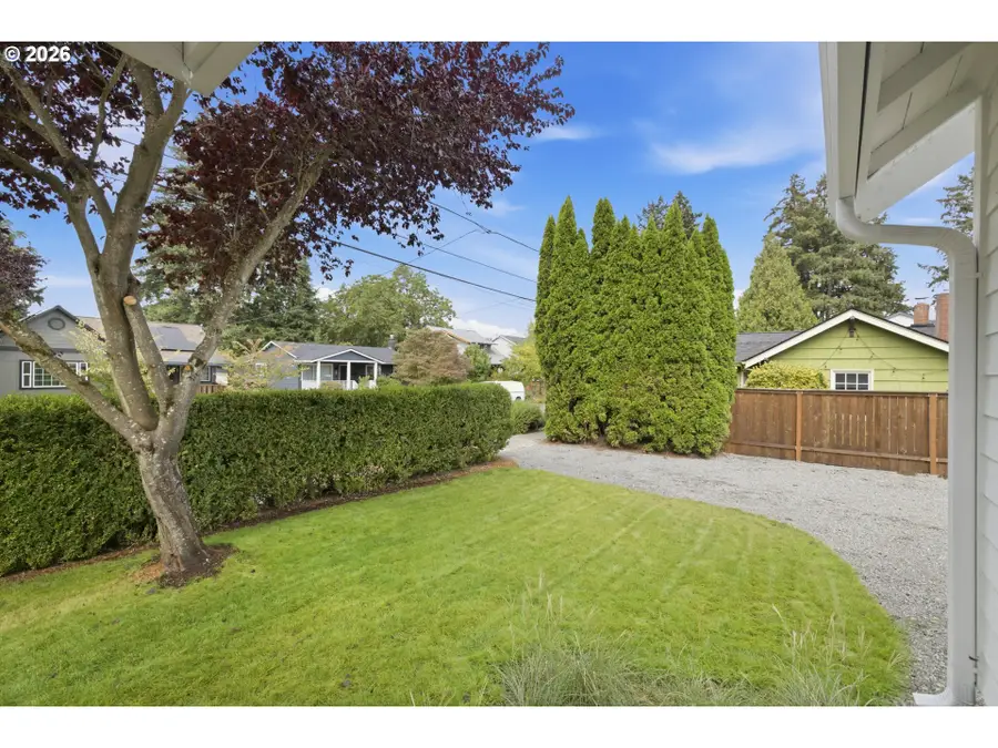 10114 N Calhoun Ave, Portland, OR 97203 - #3