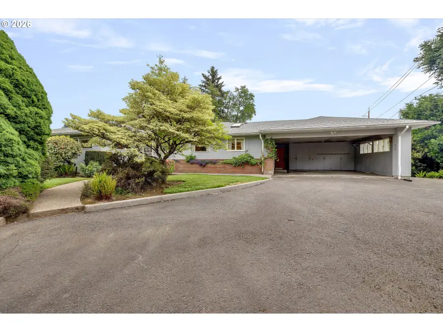 6836 SW Peyton Rd, Portland, OR 97223 - #2