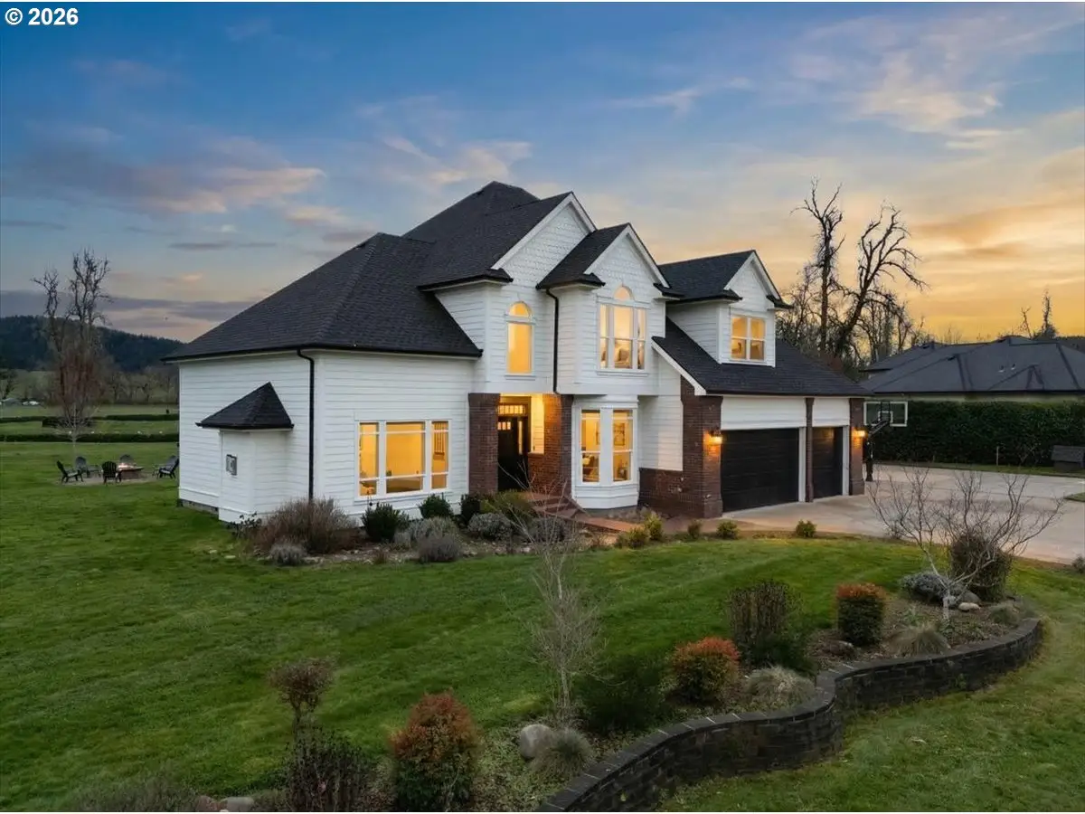 78250 Meadow Park Dr, Cottage Grove, OR 97424 - #1