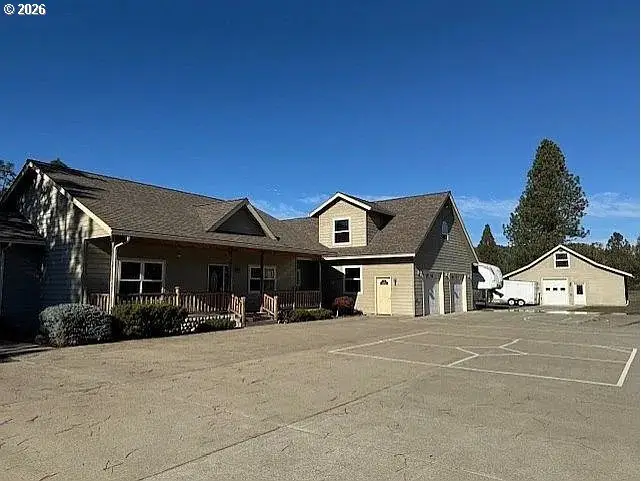 300 Mattie K Ln, Roseburg, OR 97471 - #1