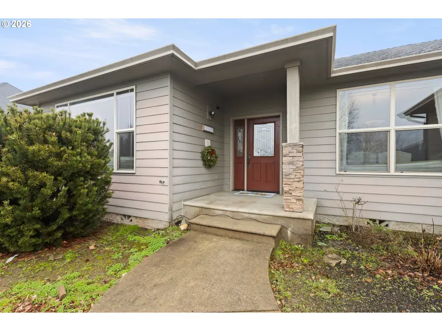 849 North View Dr, Winchester, OR 97495 - #3