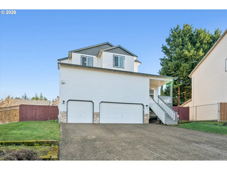 16912 SE Maduros Ct, Damascus, OR 97089 - Image #2