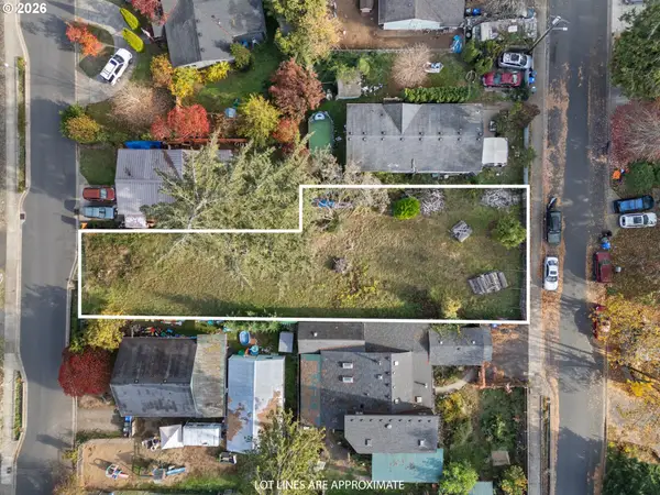 465 SW Hawthorn Rd, Estacada, OR 97023