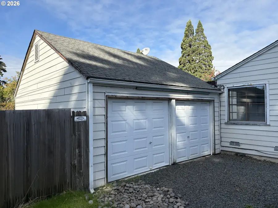 740 14th St, Springfield, OR 97477 - #2