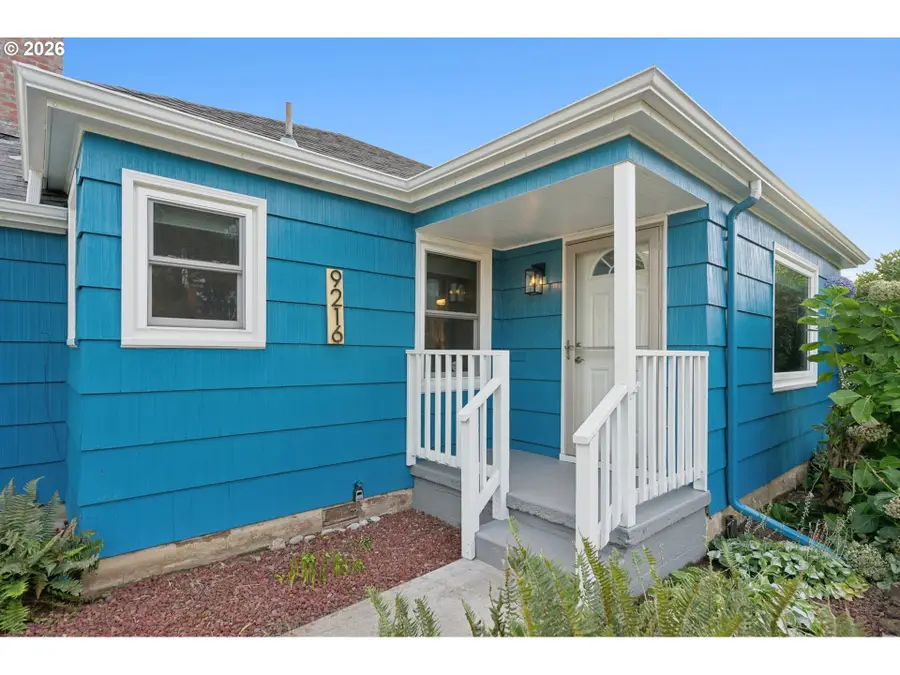 9216 SE Alder St, Portland, OR 97216 - #3