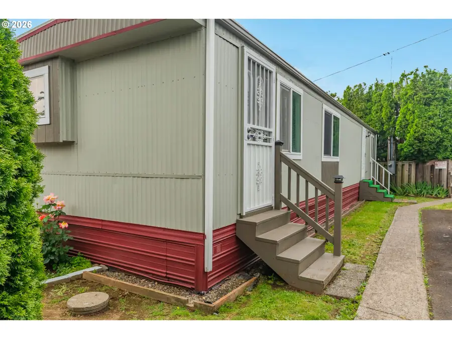 13055 SE Stark St #5, Portland, OR 97233 - #3
