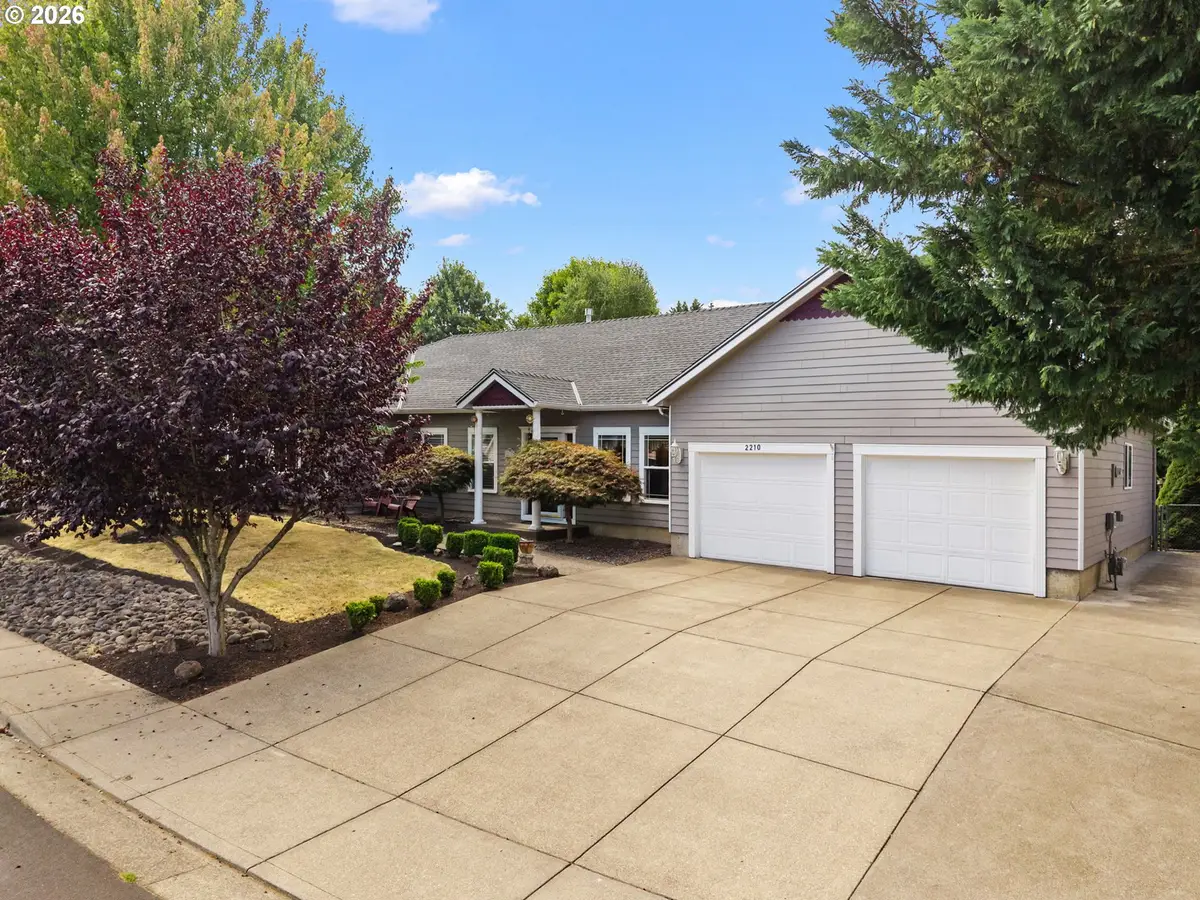 2210 NW Broadway St, Albany, OR 97321 - #1