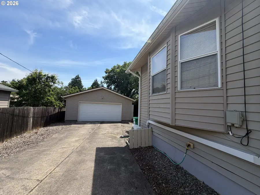 3128 SE 52nd Ave, Portland, OR 97206 - #3