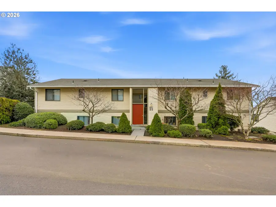 12088 SW King Arthur St #B, King City, OR 97224 - #2