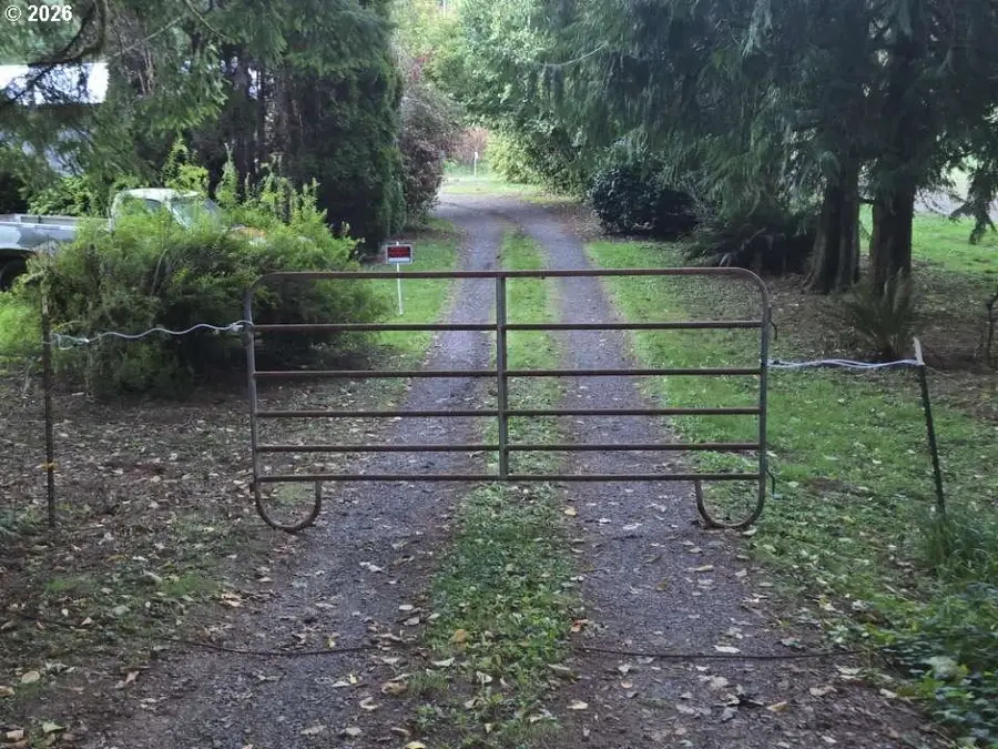 10195 Sweet Creek Rd, Mapleton, OR 97453 - Image #2