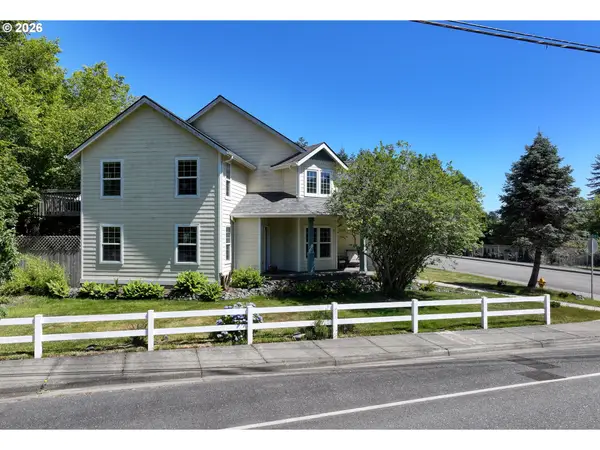 7001 Welch Ct, Brookings, OR 97415