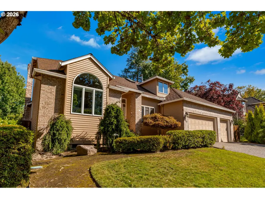 5657 Grand Oaks Dr, Lake Oswego, OR 97035 - #3