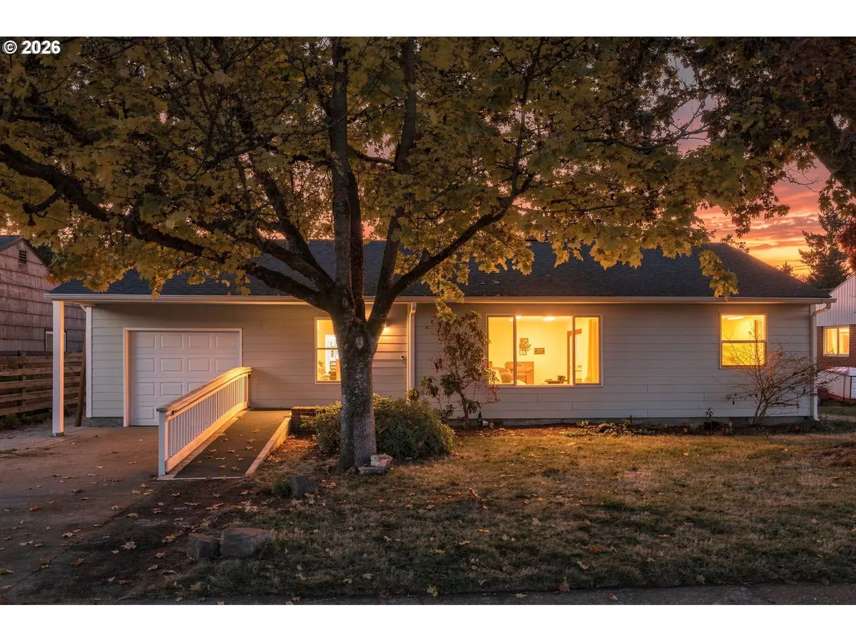 93981 Prairie Rd, Junction City, OR 97448 - #1