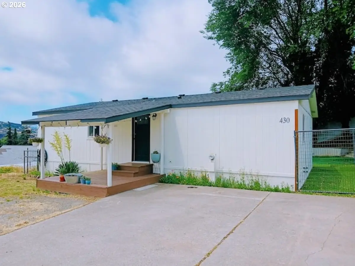 430 Glenwood Ave, Lyle, WA 98635 - #1