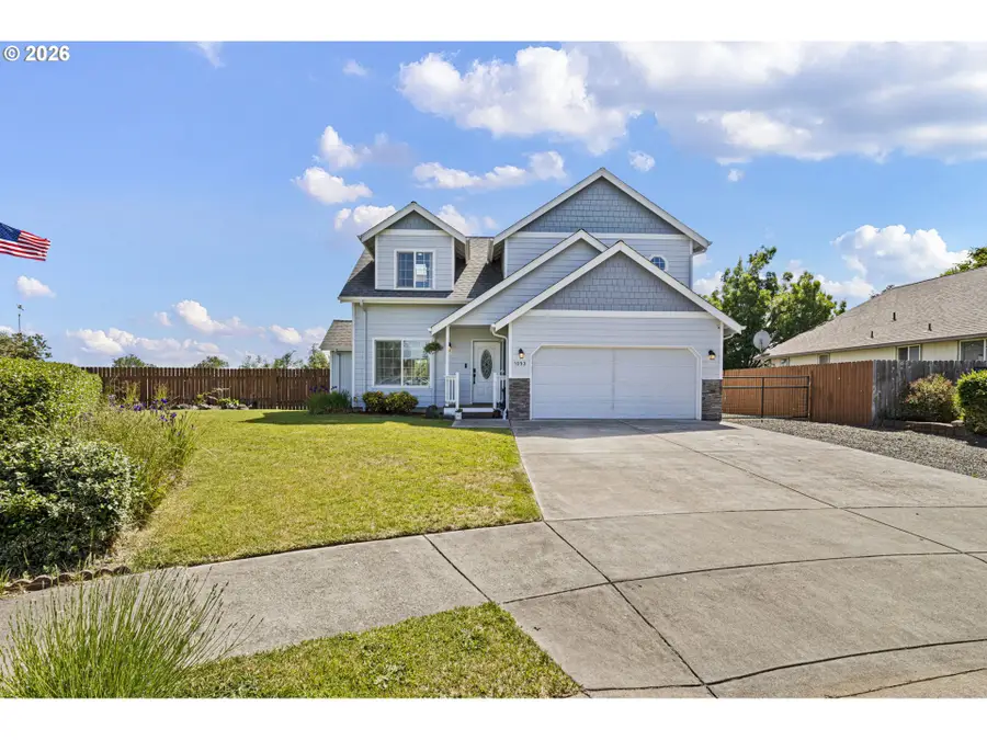 1053 Heckart Ln, Harrisburg, OR 97446 - #3