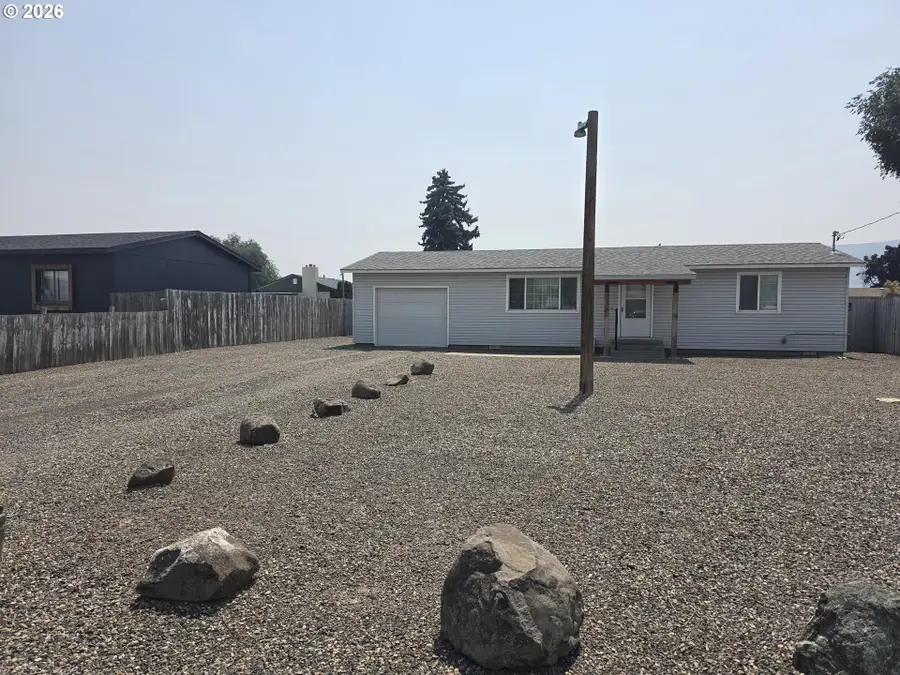 3125 E St, Baker City, OR 97814 - #3