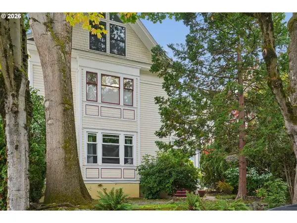 2358 NW Lovejoy St, Portland, OR 97210