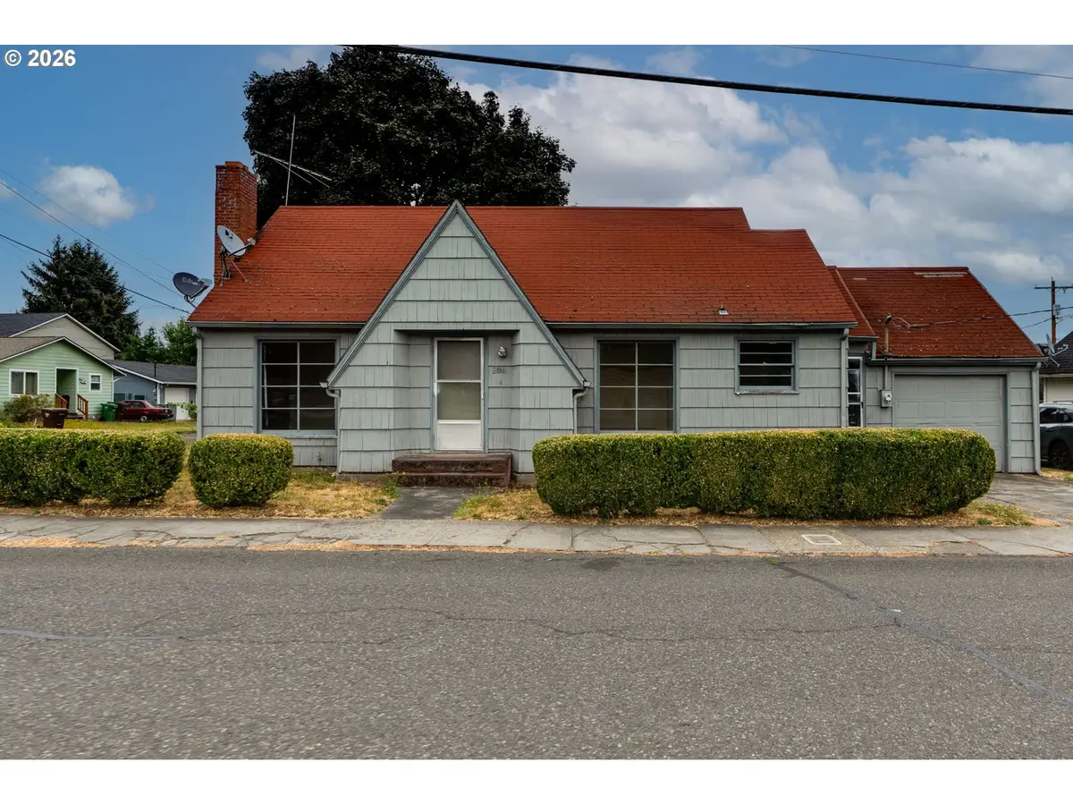 204 S Vernonia Rd, Saint Helens, OR 97051 - #1