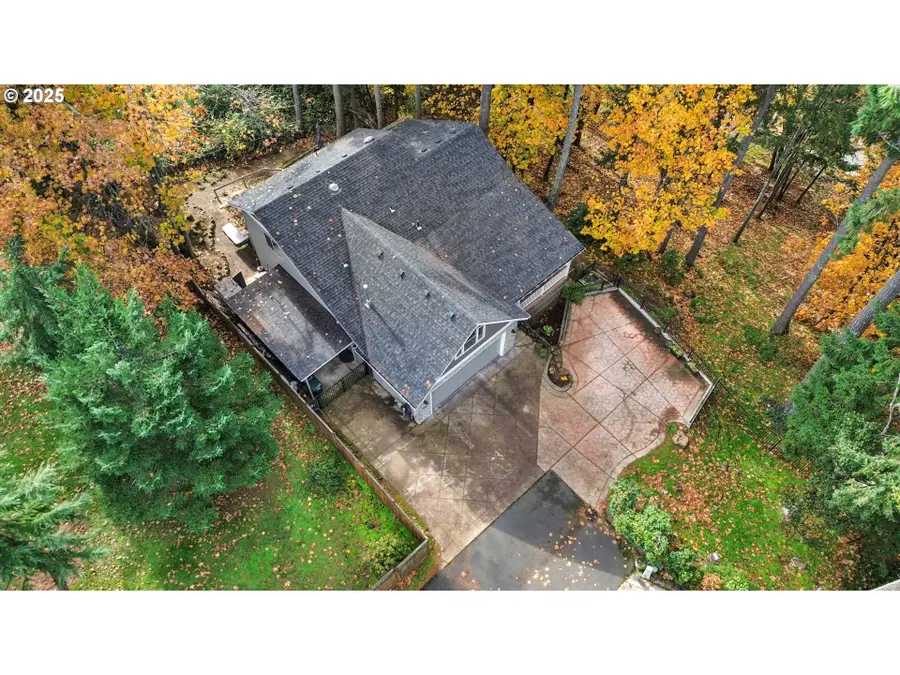 766 S 47th Pl, Springfield, OR 97478 - Image #3