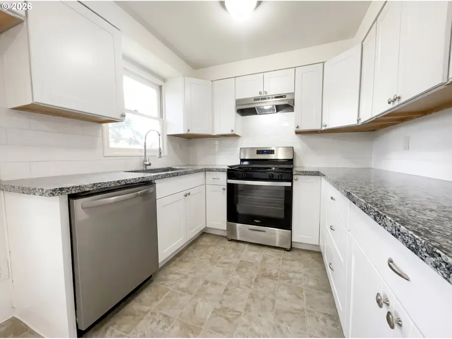 3100 SE 166th Ave, Portland, OR 97236 - Image #2