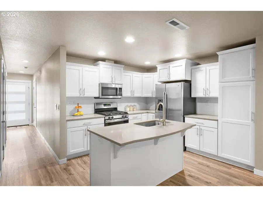 5912 Belknap Springs St, Salem, OR 97306 - #3