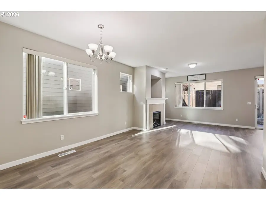 1649 SW Miranda Pl, Troutdale, OR 97060 - #3