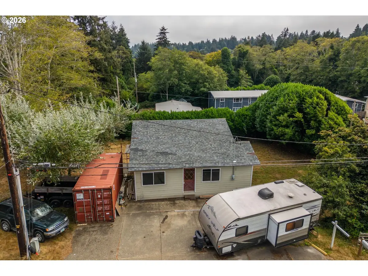 1005 Yew Ave, Coos Bay, OR 97420 - #1
