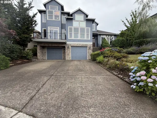 14210 SE Rolling Meadows Dr, HappyValley, OR 97086