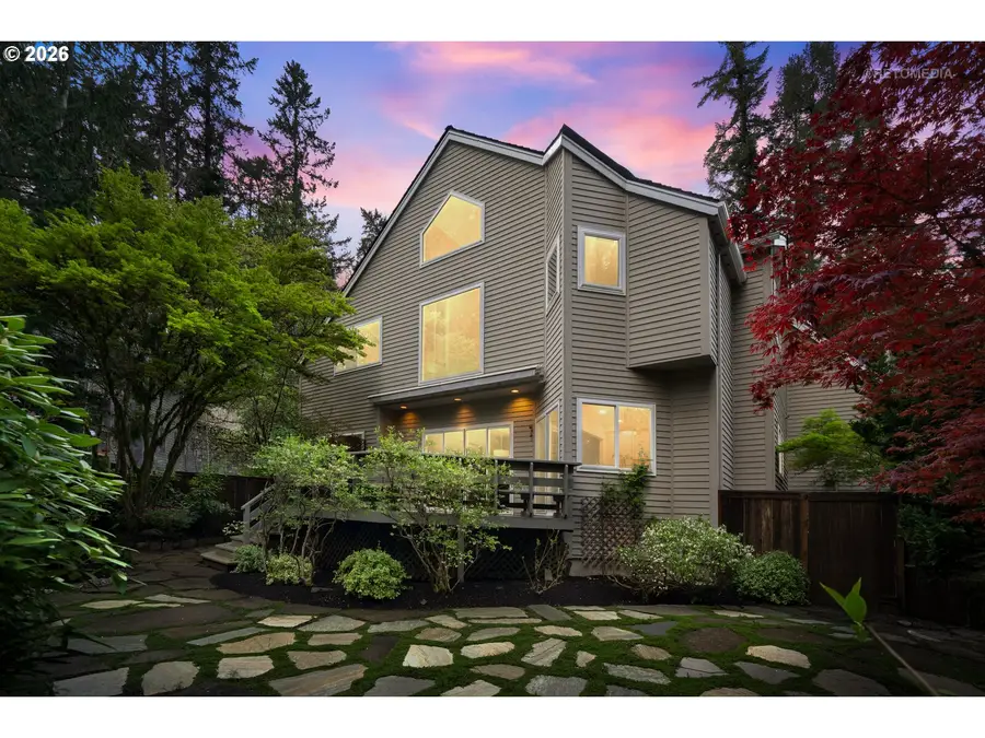 10831 SW Creightonwood Pl, Portland, OR 97219 - #2