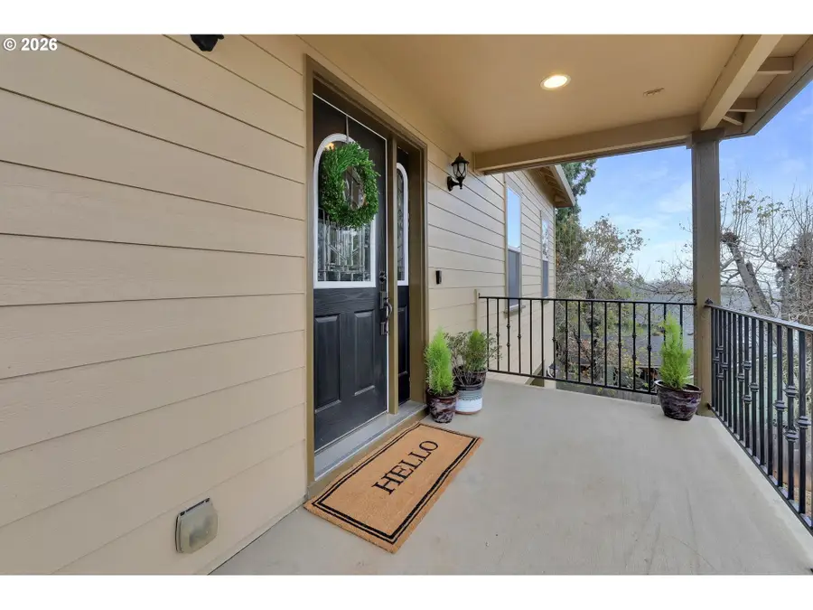 1930 Hawkins Ln, Eugene, OR 97405 - #3