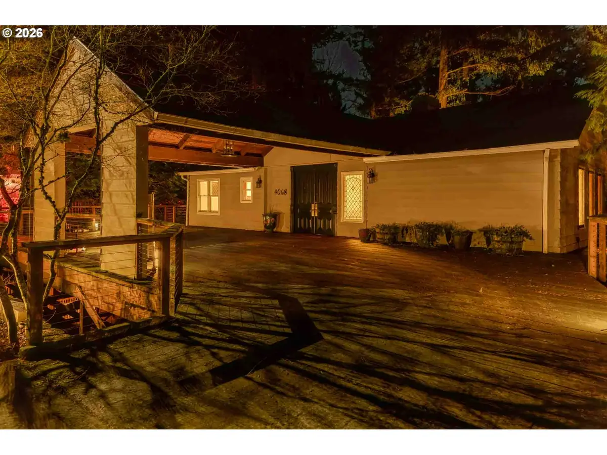 4068 SW Hewett Blvd, Portland, OR 97221 - #1