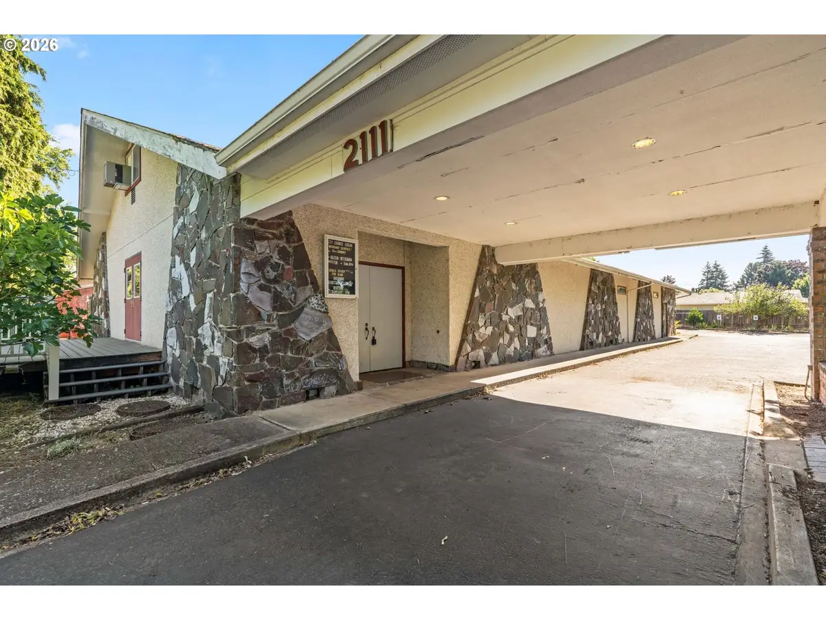 2111 Minnesota St, Eugene, OR 97402 - #1