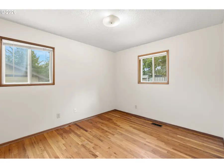 807 SE 169th Dr, Portland, OR 97233 - #3