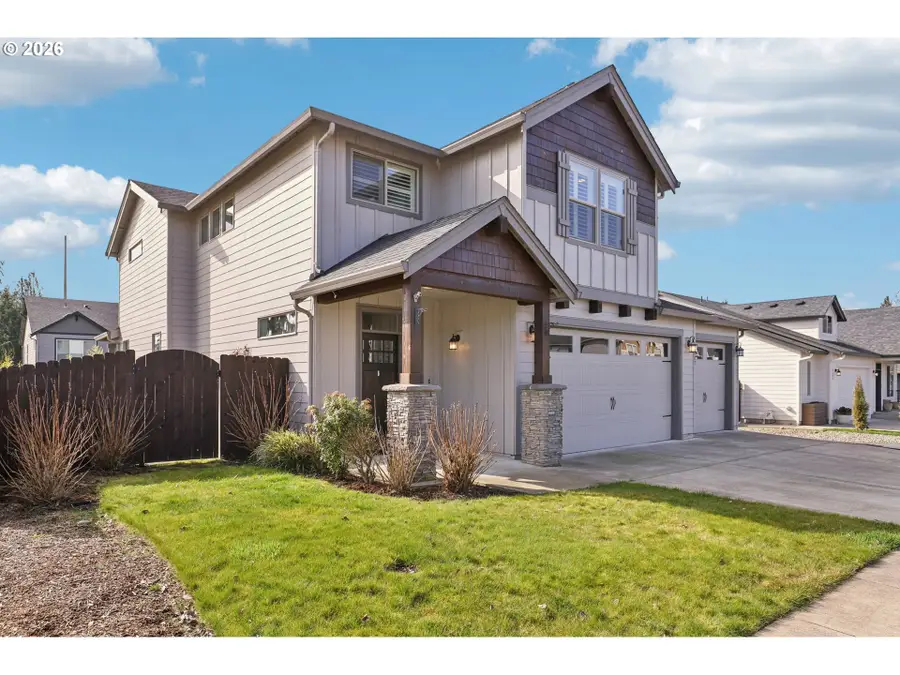 4407 N Ridgefield Woods Dr, Ridgefield, WA 98642 - #2