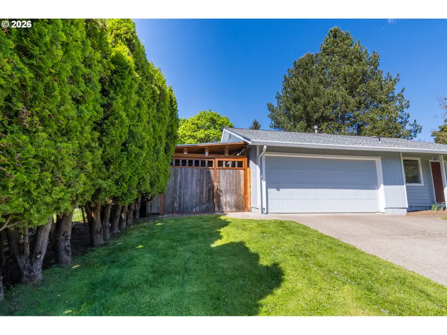 16085 SW Westwind Dr, Beaverton, OR 97078 - #3