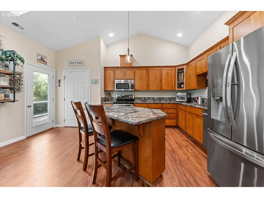 439 SE Cedar Creek Ln, Estacada, OR 97023 - #2