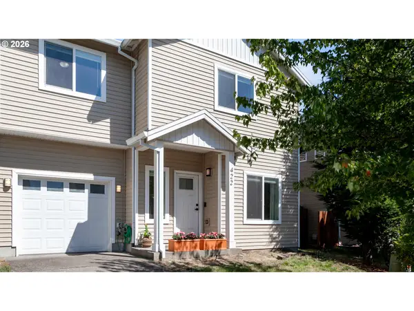 422 NE 141st Pl, Portland, OR 97230