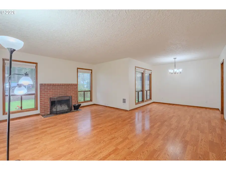 3309 NE 124th Ave, Vancouver, WA 98682 - #3