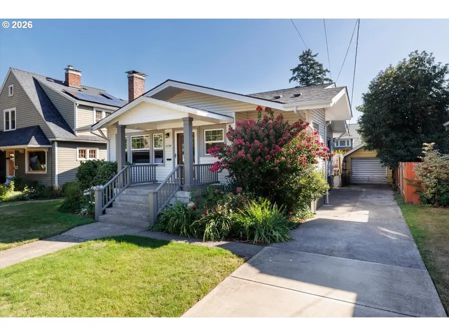 6724 SE 18th Ave, Portland, OR 97202 - #2