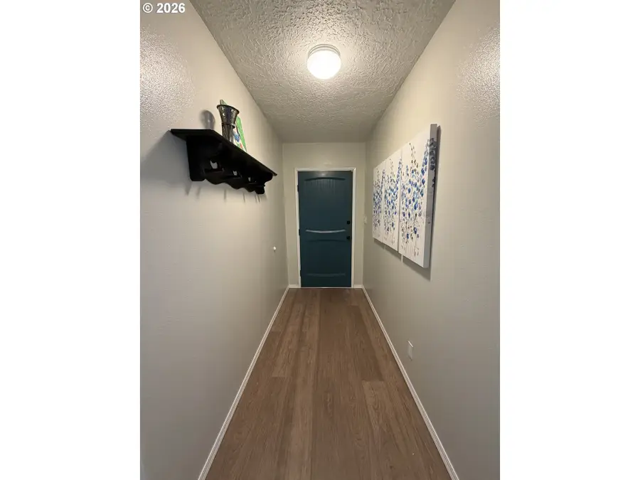 420 24th Ave, Longview, WA 98632 - #2